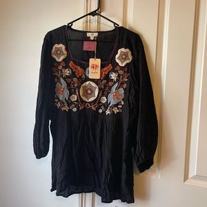 NWT Black Peasant Top 1XL